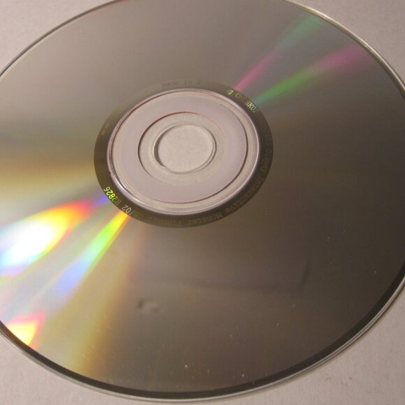 PC CD-Rom Video Game: 2001 Monsters Inc. - Pinball Panic - Picture 2 of 2